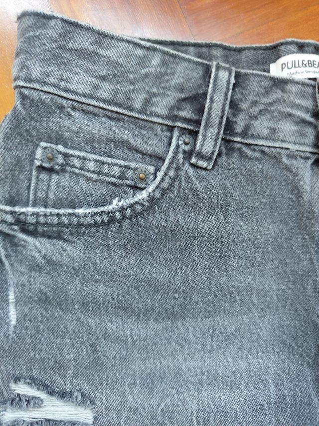 Shorts Pull&Bear grises, talla 34