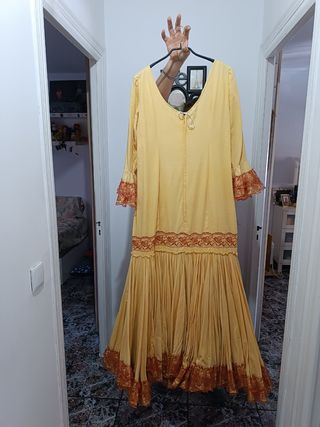 Traje Flamenca Amarillo Talla 44-46