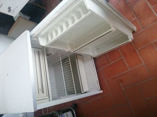 Nevera pequeña Westinghouse (No funciona bien)