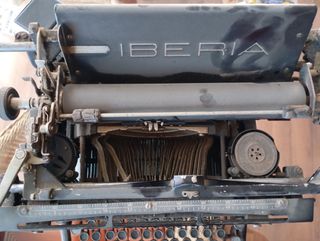 Máquina escribir antigua Iberia
