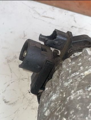 Alternador Peugeot 308 usado