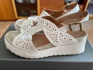 Sandalias con cuña STONEFLY blancas, talla 39