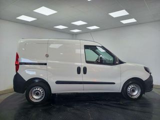 Fiat Doblò CARGO FURGÓN BASE PLUS 1.3 MJET 70KW