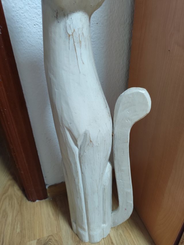 Figura decorativa gato madera