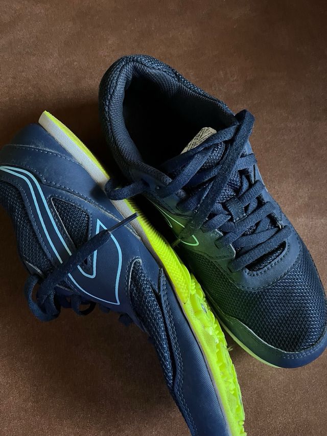 Zapatillas atletismo talla 40 - azules y amarillas