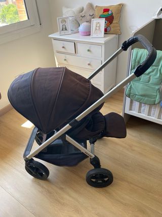 Cochecito Easy Walker: capazo y silla de paseo