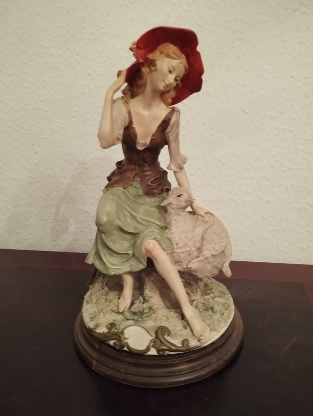 Preciosas figuras porcelana