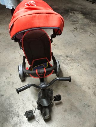 Carrito triciclo para bebé
