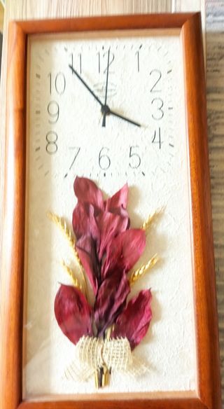 Orologio da parete con fiori