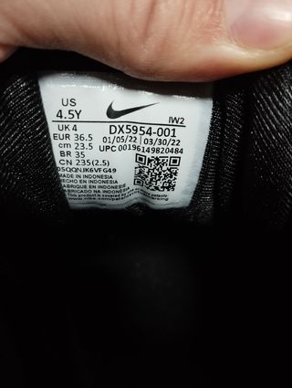 Sneakers Nike Air More Uptempo '96 Negras/Moradas