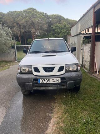 Nissan Terrano II 2007