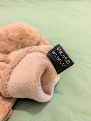 Guanti Invernali Beige con Pompon