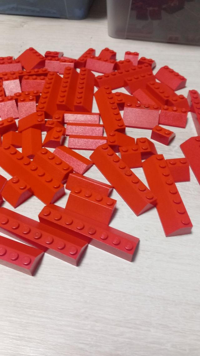 Mattoncini Lego rossi