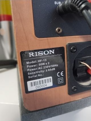 Altavoces Rison: sonido estéreo