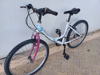 Bicicletta bianca da bambina 24"