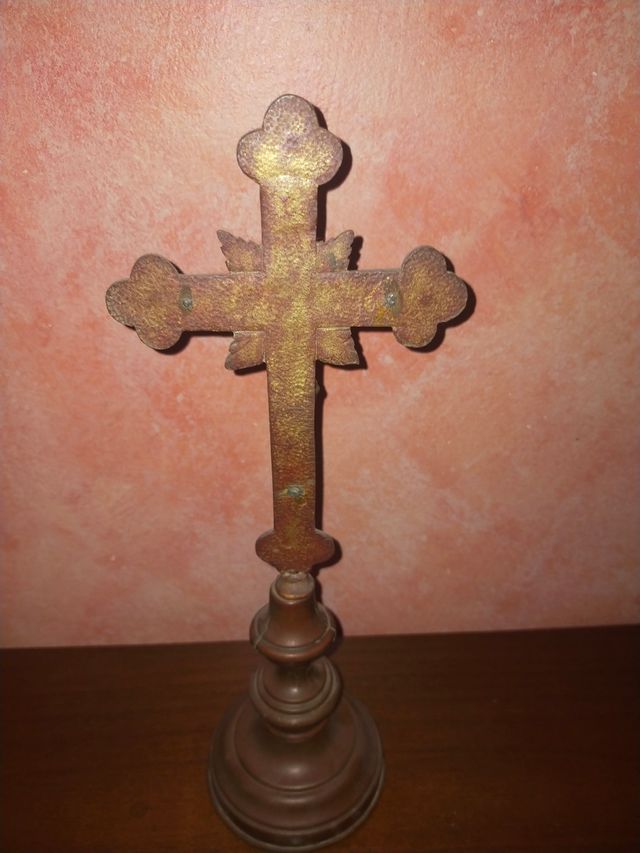 Crocefisso antico da altare