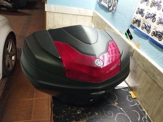 Maleta y soporte Yamaha MT-10