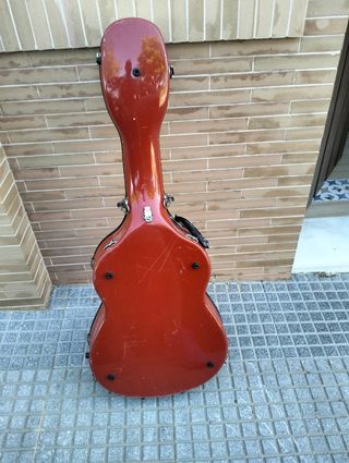 Funda roja Cibeles guitarra