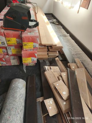 Tarima maciza haya 2-Strip 15mm 30 M2 aprox