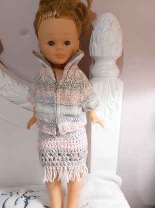 Conjunto handmade Nancy: jersey y falda. Oferta.