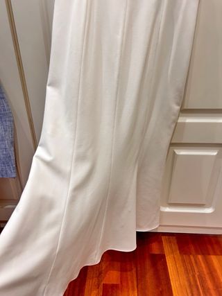 Falda midi blanco roto Zara