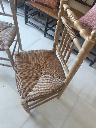 2 Sillas vintage mimbre y madera