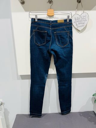 Pantalón Vaquero pitillo azul. Solo envio