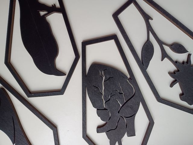 Adornos pared góticos