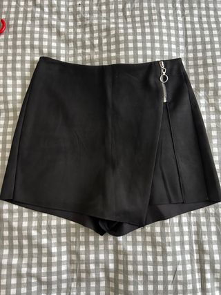 Falda negra Zara - Falda pantalón