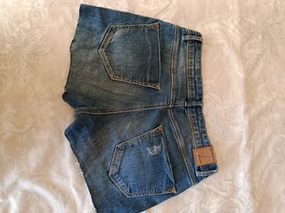 Shorts vaqueros Stradivarius