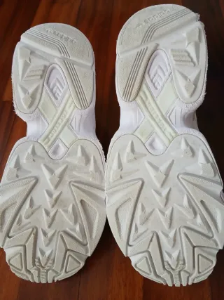 Adidas zapatillas deportivas - blancas y naranjas