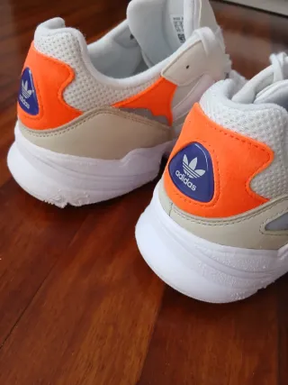 Adidas zapatillas deportivas - blancas y naranjas