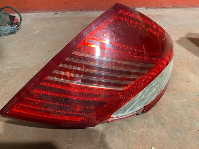 Pilotos traseros muchos modelos