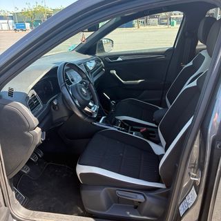 Volkswagen T-Roc 2.0 TDI 150 CV  SPORT Unico Dueño