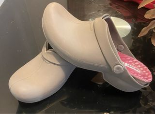 Zuecos Boaonda grises