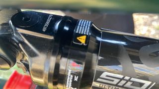 Amortiguador RockShox SidLuxe 2P+ Mando +Bastago