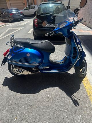 Vespa GTS Sport Azul