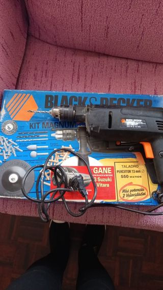 En Coruña. Taladro Black&Decker Kit Magnum 550W