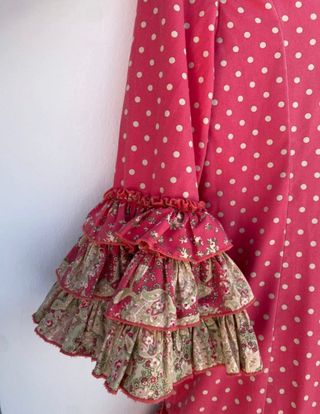 Traje Flamenca y Mantoncillo. Bajada de precio