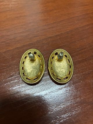 Pendientes dorados vintage