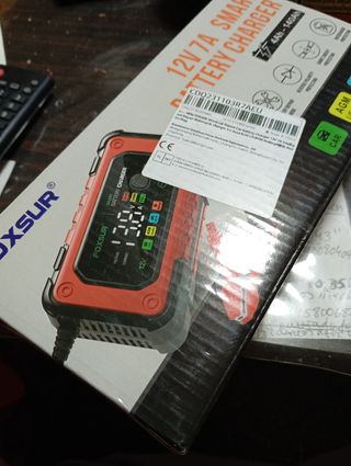 Cargador baterías Foxsur 12V de 2A100Amp.A ESTRENA