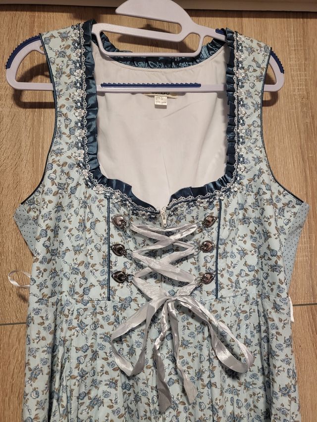 Vestido encorsetado Esmara