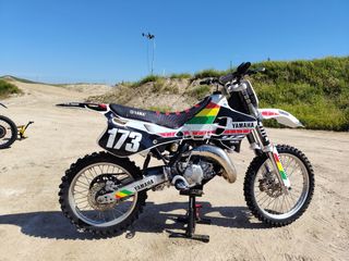 Yamaha 125cc Motocross solo Para circuito