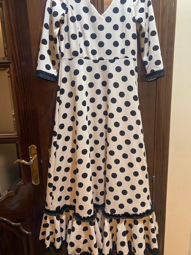 Traje flamenca lunares beige-negro