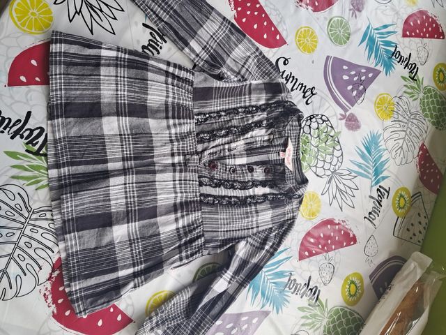 Cazadoras, camisas y vestidos niña (4-5 años)