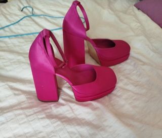 Zapatos tacón fucsia Mango