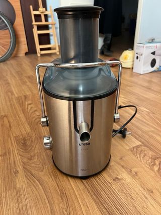 Licuadora Ufesa Delux 700w - exprimidor