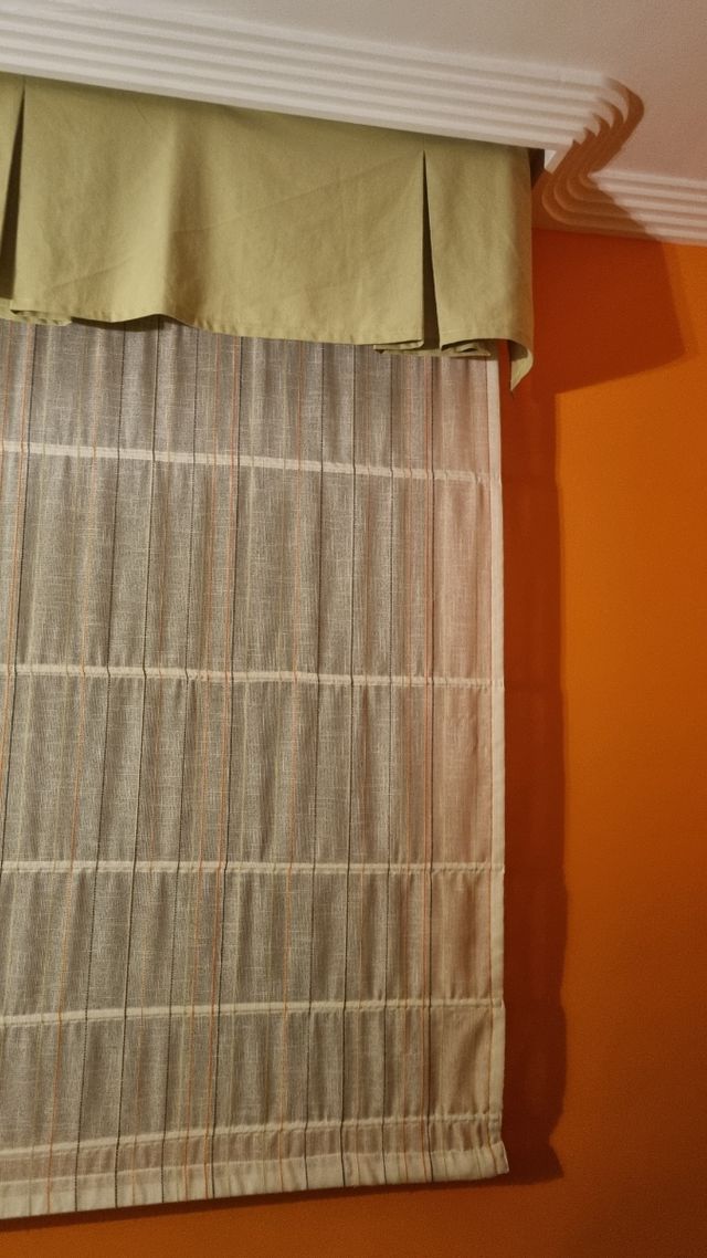 Estores el color no se aprecia igual es más bonita