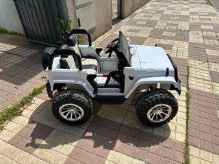 Auto elettrica per bambini Jeep, 4 motori 4x4