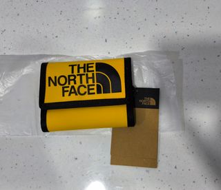 The North Face Amarilla